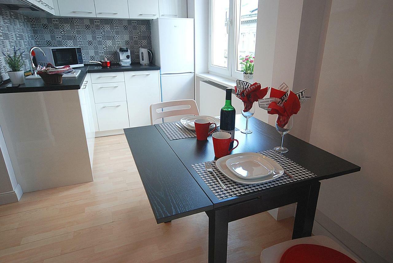 Nowy Apartament Wilcza Warszawa Eksteriør billede