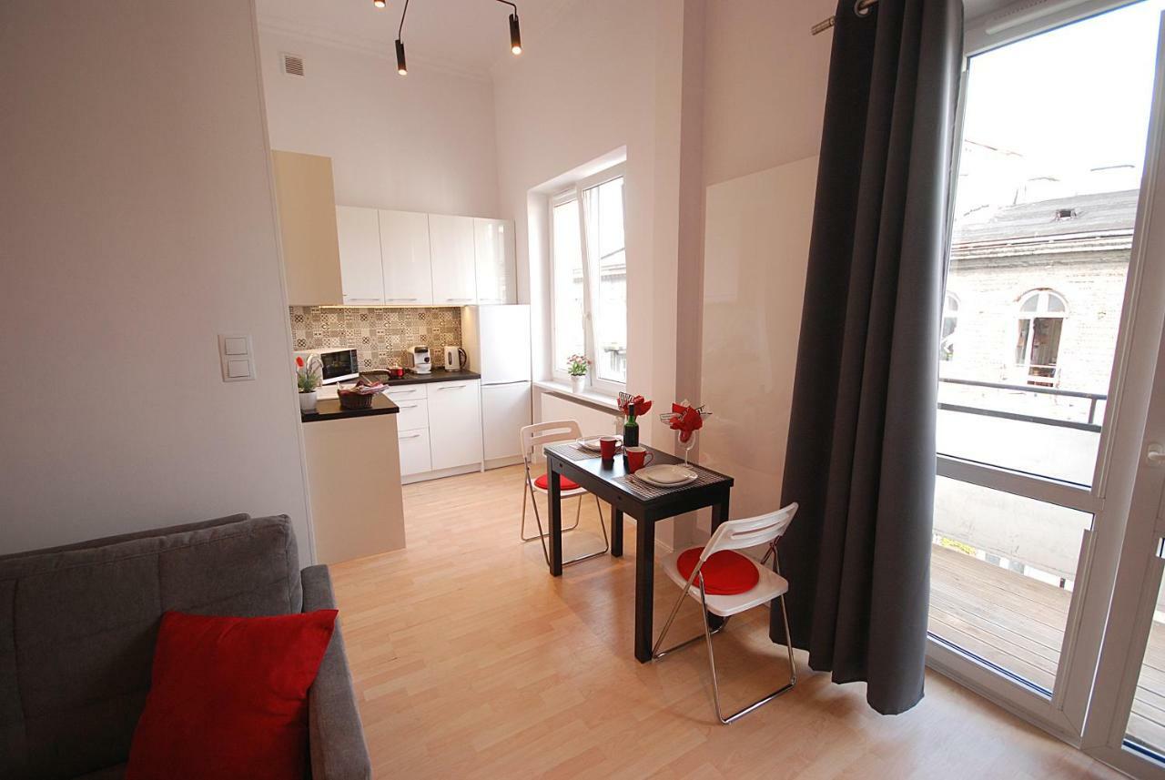Nowy Apartament Wilcza Warszawa Eksteriør billede